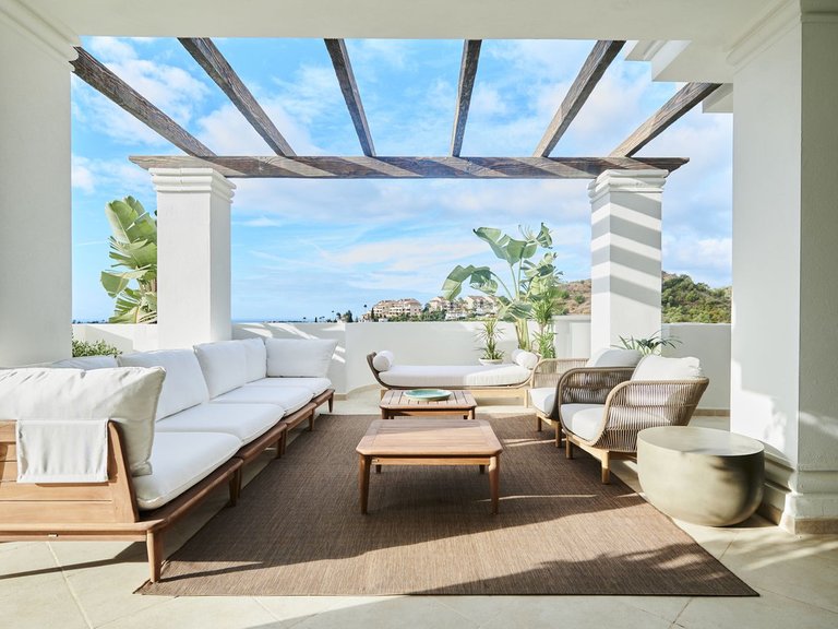 Penthouse for Sale in Marbella, Malaga 1