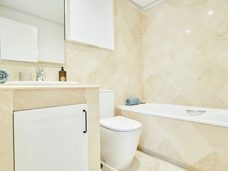 Penthouse for Sale in Marbella, Malaga 30
