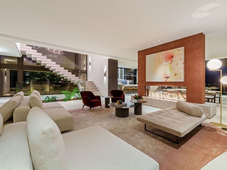Villa for Sale in Benahavís, Malaga 9