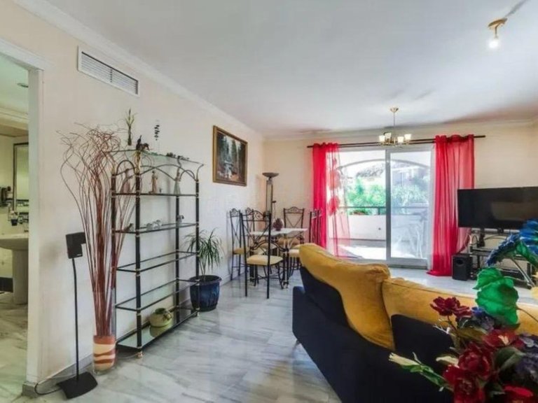 Apartment for Sale in Marbella, Malaga 9