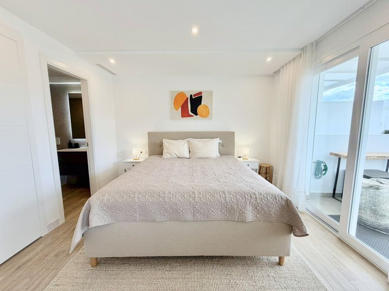 Apartment for Sale in Casares, Malaga 12