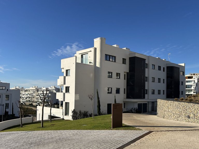 Apartment for Sale in Fuengirola, Malaga 25