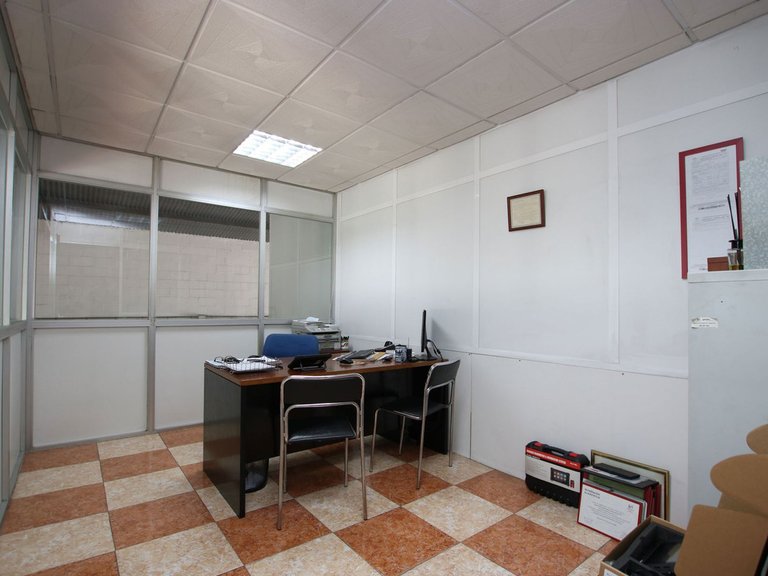 Commercial for Sale in Alhaurín El Grande, Malaga 17
