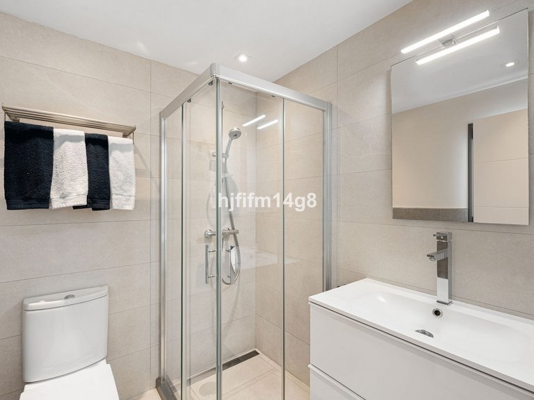 Villa for Sale in Nueva Andalucía, Malaga 17