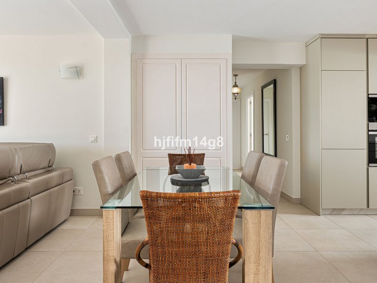 Villa for Sale in Nueva Andalucía, Malaga 7