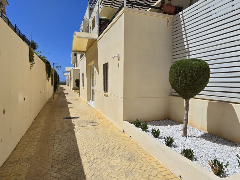 Apartment for Sale in Benalmadena Costa, Malaga 15