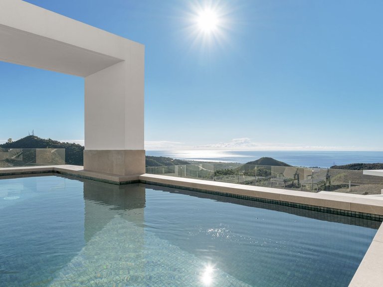 Apartment for Sale in Ojén, Malaga 1
