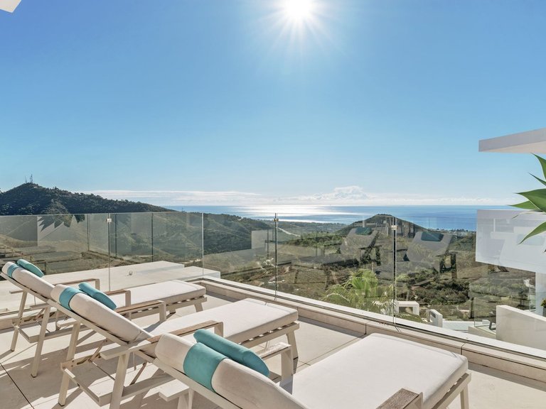 Apartment for Sale in Ojén, Malaga 11