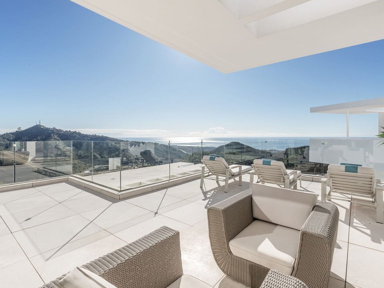 Apartment for Sale in Ojén, Malaga 12