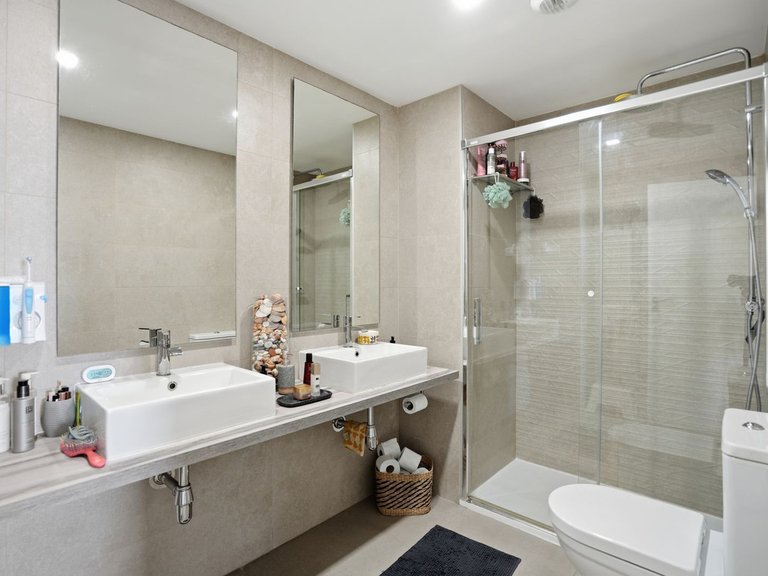 Apartment for Sale in Benalmadena, Malaga 16