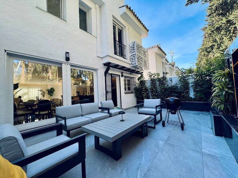 Villa for Sale in Marbella, Malaga 15
