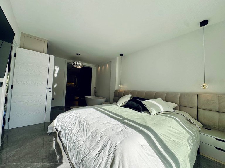 Villa for Sale in Marbella, Malaga 20