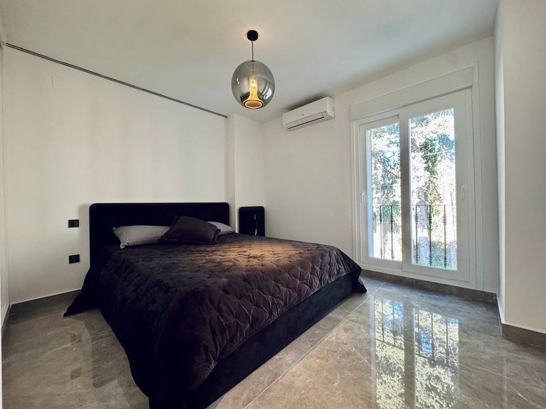 Villa for Sale in Marbella, Malaga 28