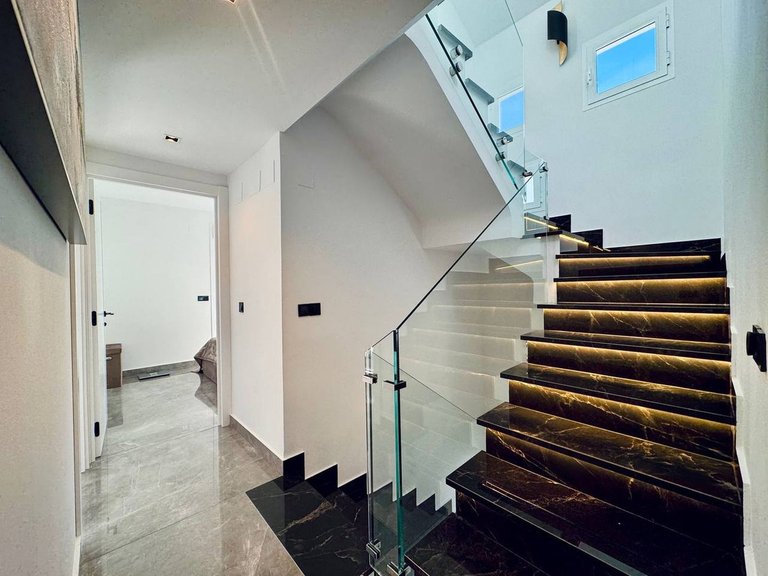 Villa for Sale in Marbella, Malaga 32