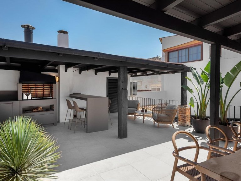 Villa for Sale in Marbella, Malaga 1