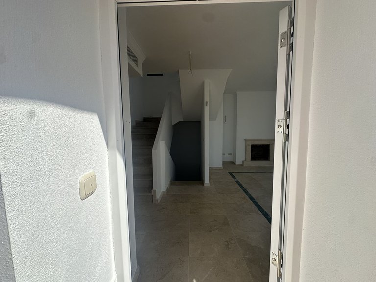 Villa for Sale in Doña Julia, Malaga 10