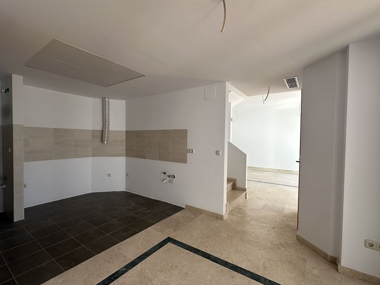Villa for Sale in Doña Julia, Malaga 21