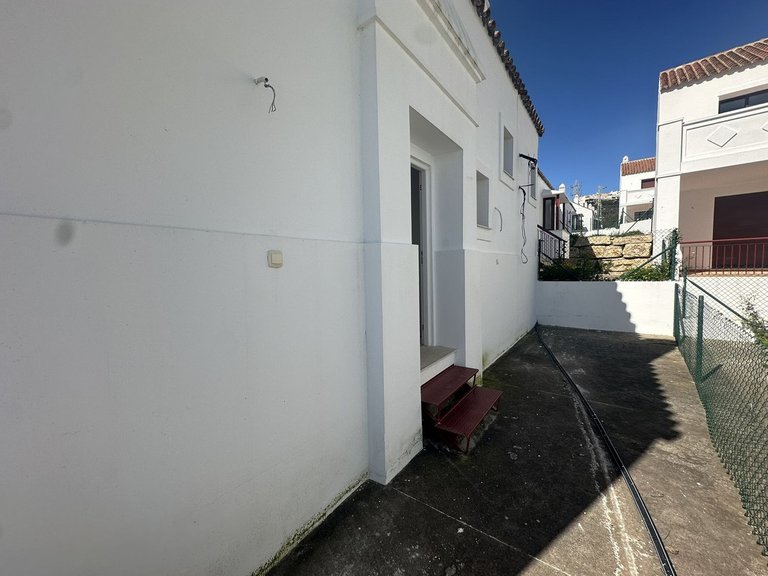 Villa for Sale in Doña Julia, Malaga 27