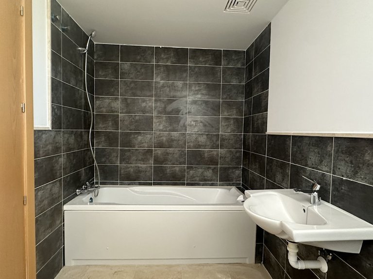 Villa for Sale in Doña Julia, Malaga 35