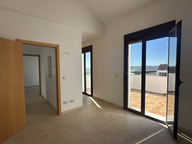 Villa for Sale in Doña Julia, Malaga 40