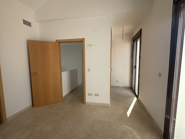 Villa for Sale in Doña Julia, Malaga 41