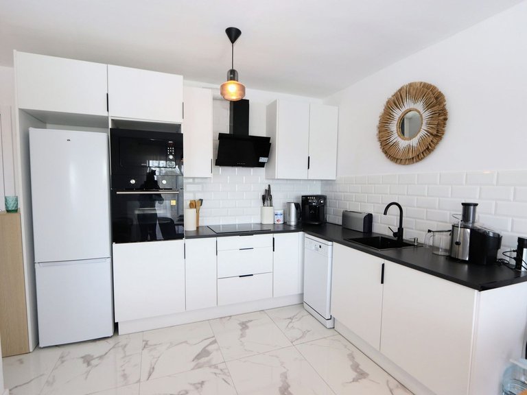 Apartment for Sale in Punta Prima, Alicante 11