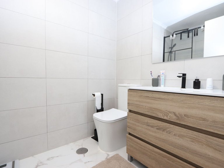 Apartment for Sale in Punta Prima, Alicante 14