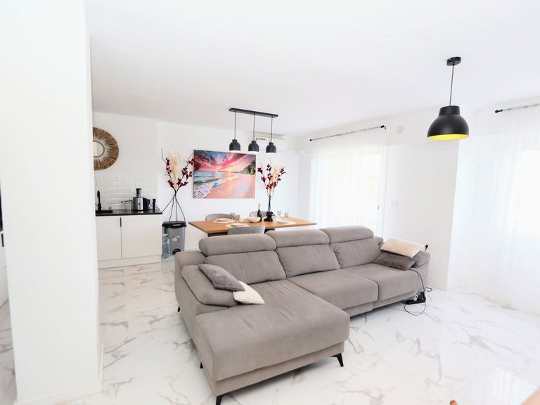 Apartment for Sale in Punta Prima, Alicante 8