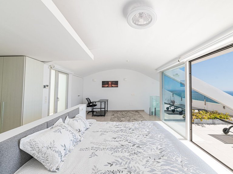 Apartment for Sale in Benalmadena, Malaga 44