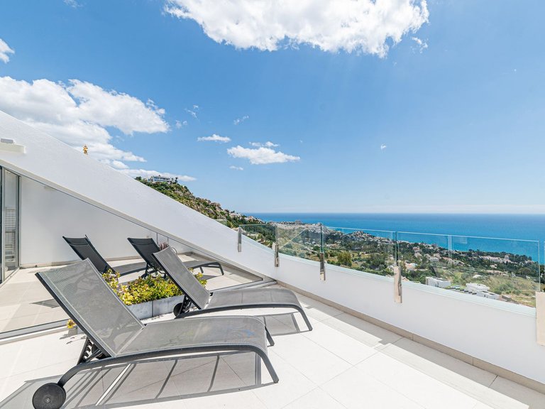 Apartment for Sale in Benalmadena, Malaga 56