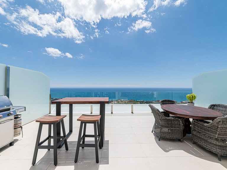 Apartment for Sale in Benalmadena, Malaga 6