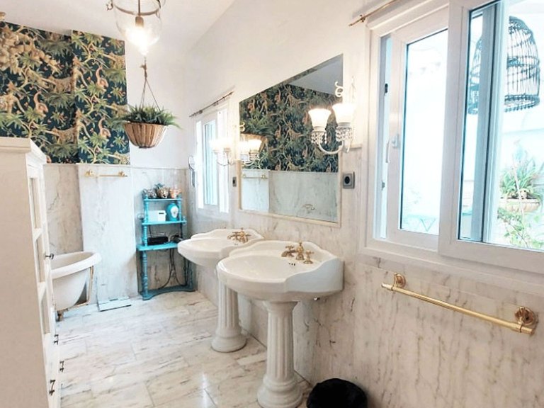 Villa for Sale in Benalmadena Costa, Malaga 11