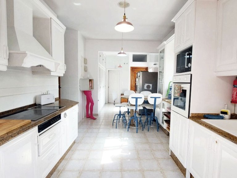 Villa for Sale in Benalmadena Costa, Malaga 23