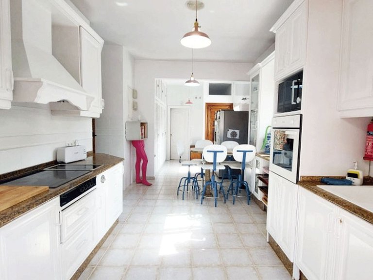 Villa for Sale in Benalmadena Costa, Malaga 24