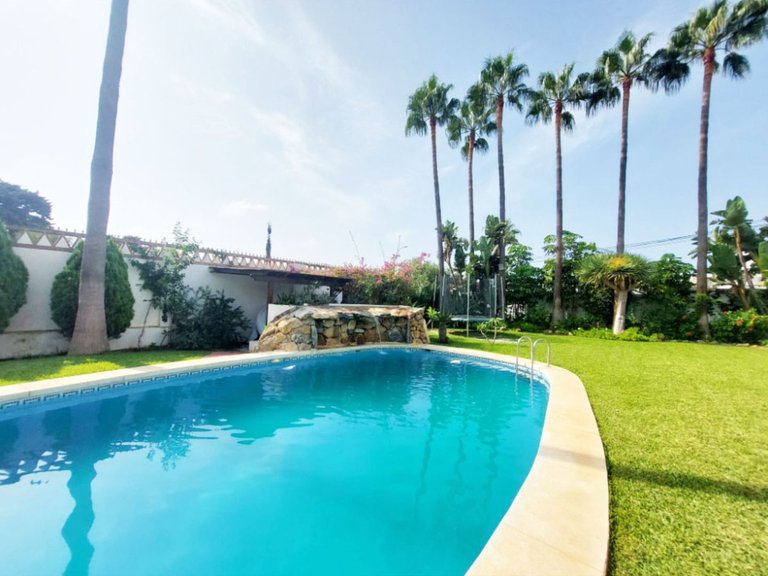 Villa for Sale in Benalmadena Costa, Malaga 37