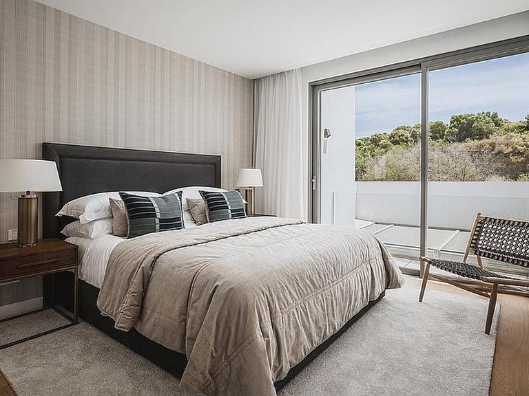 Town House for Sale in New Golden Mile, Malaga 13