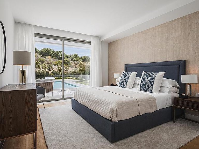 Town House for Sale in New Golden Mile, Malaga 8