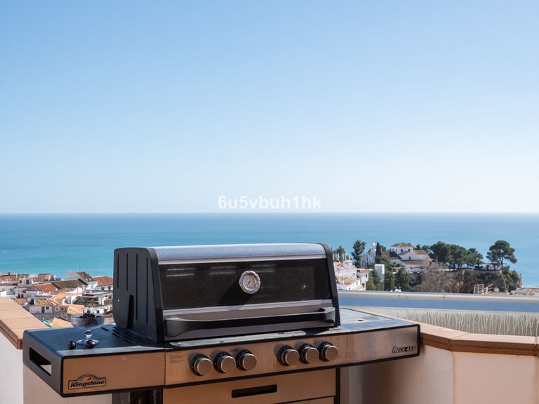 Villa for Sale in Benalmadena Pueblo, Malaga 10