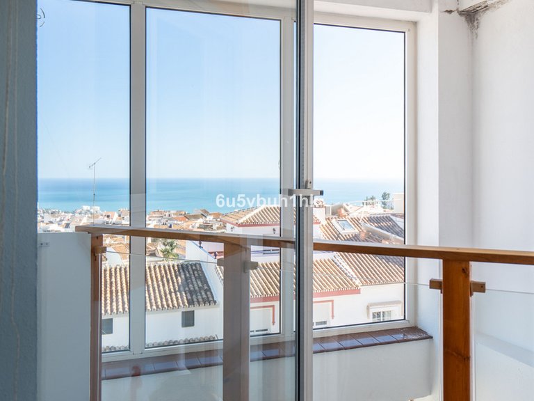 Villa for Sale in Benalmadena Pueblo, Malaga 17