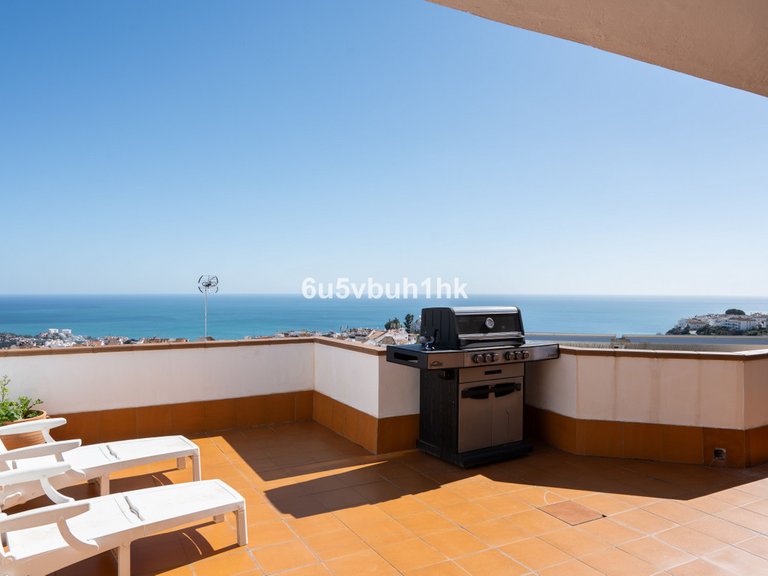 Villa for Sale in Benalmadena Pueblo, Malaga 3