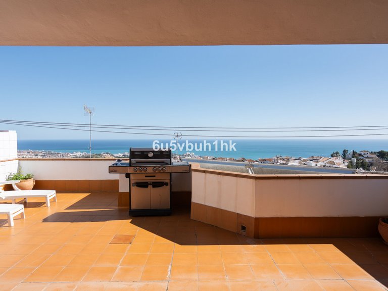 Villa for Sale in Benalmadena Pueblo, Malaga 7