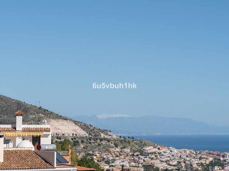 Villa for Sale in Benalmadena Pueblo, Malaga 8