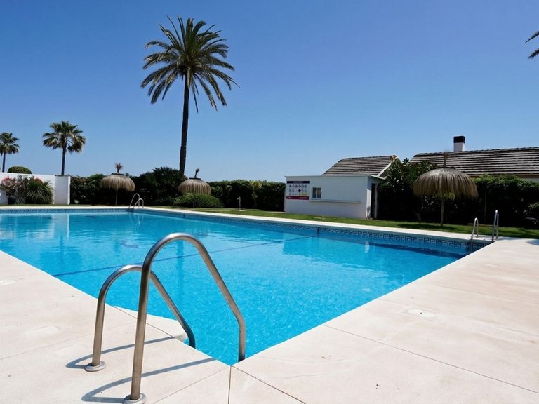 Apartment for Sale in La Cala De Mijas, Malaga 1