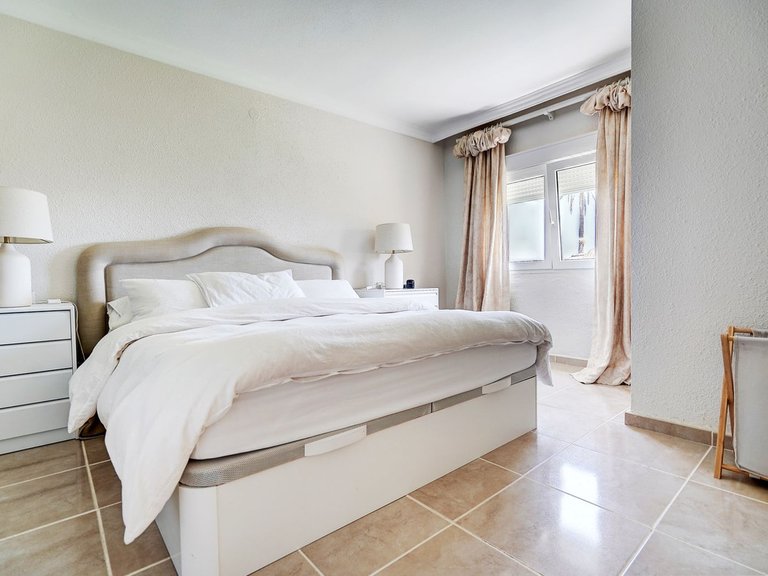 Apartment for Sale in La Cala De Mijas, Malaga 9