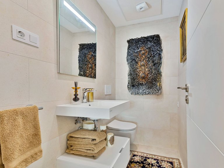 Apartment for Sale in Fuengirola, Malaga 15