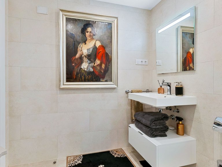 Apartment for Sale in Fuengirola, Malaga 24