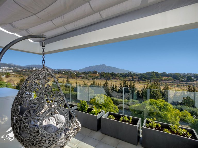 Apartment for Sale in Estepona, Malaga 1