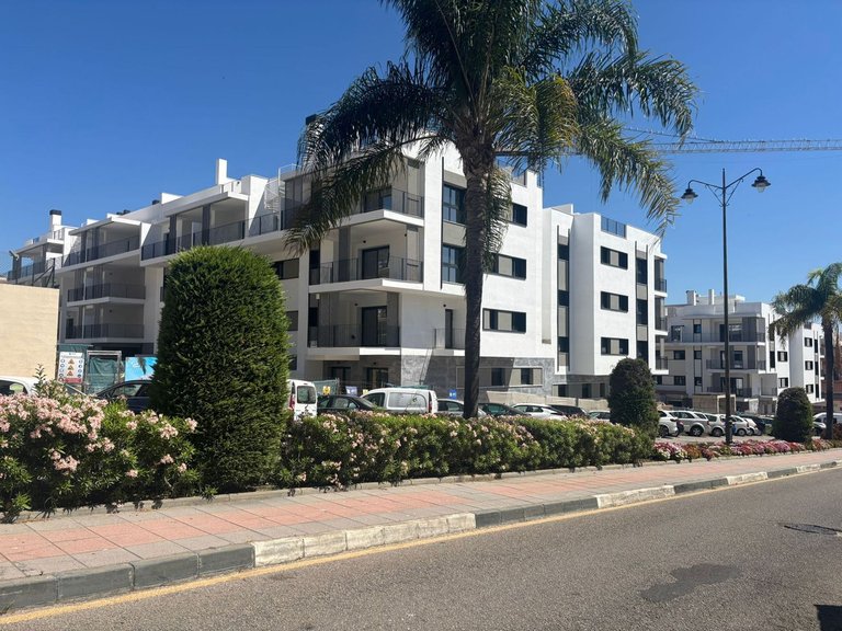 Apartment for Sale in Estepona, Malaga 4