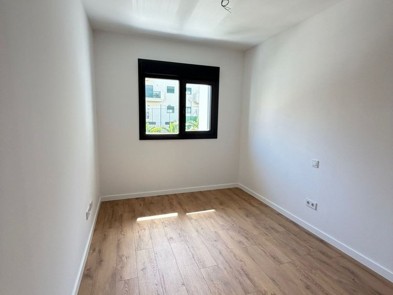 Apartment for Sale in Estepona, Malaga 45