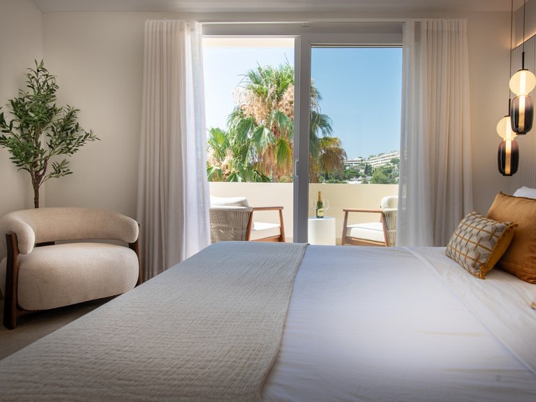Apartment for Sale in Nueva Andalucía, Malaga 12